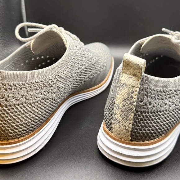 Cole Haan Womens Gray Wingtip Original Grand Oxfords size 7.5B - Picture 3 of 6